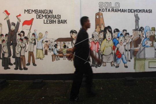 Mural Pesan Politik Cerdas Page 2 Small