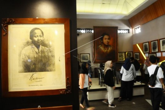 Museum RA Kartini Page 1 Small