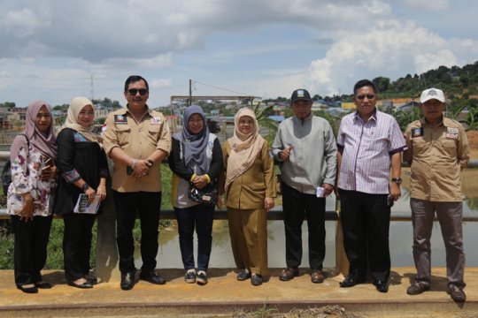 Peninjauan Lapangan Normalisasi Drainase Batam Page 6 Small