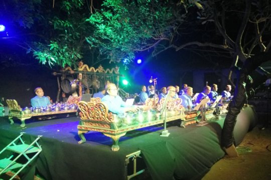 Sekar Tunjung dan Gumolong ramaikan Gamelan Plaosan