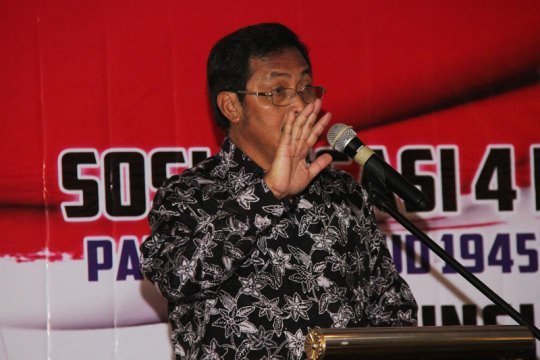 Komisi I DPRD Sosialisasikan Empat Pilar Kebangsaan Page 8 Small