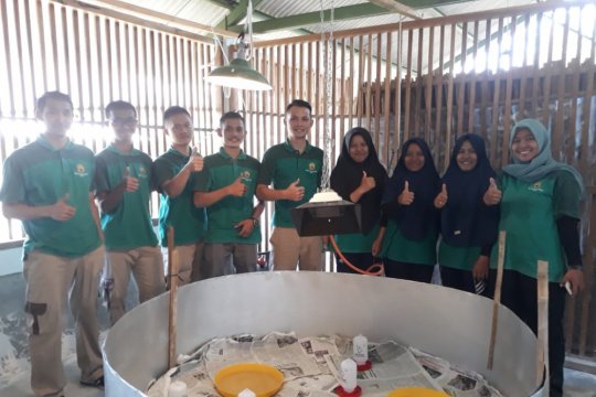 Mahasiswa Polbangtan Magelang ciptakan "brooder"