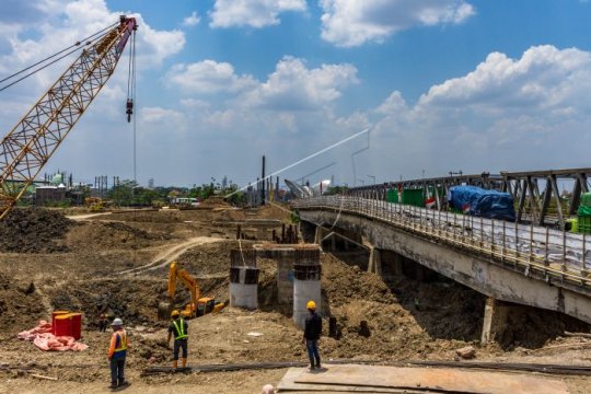 Proyek pembangunan Jembatan jalur pantura Demak Page 1 Small