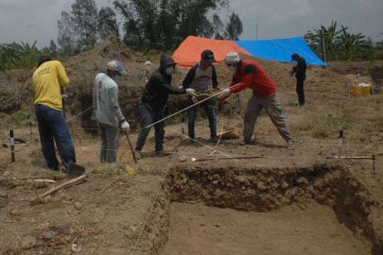 Bangunan rumah kuno di situs Liyangan Page 2 Small