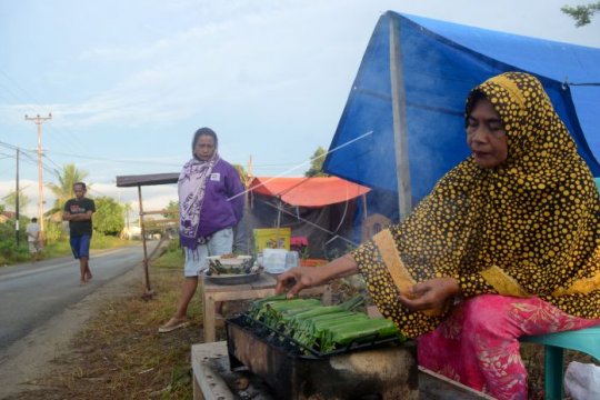 Hunian Sementara Warga Terdampak Gempa Page 1 Small