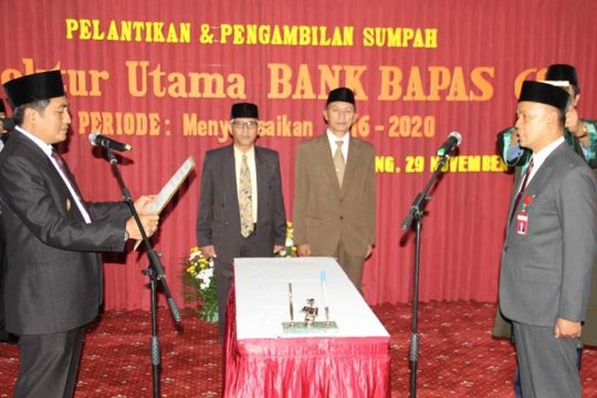 Persaingan kian ketat, Bupati Magelang minta BPR Bapas 69 perkuat "trust"