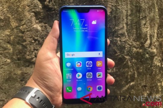 Honor 9i desain cantik dibanderol Rp2.599 Juta