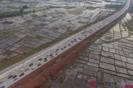 Foto Aerial Terbaik 2018 : Melihat Indonesia Dari Atas Page 13 Small