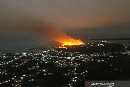 Bandara Raden Sadjad Natuna terbakar Page 1 Small