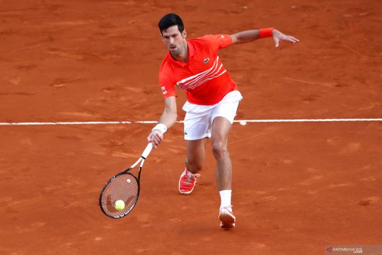 Djokovic taklukan Shapovalov dengan cepat di Italia Open