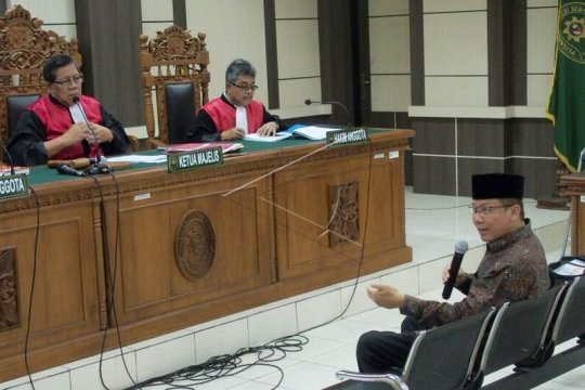 Sidang tipikor Wakil Ketua DPR Page 2 Small