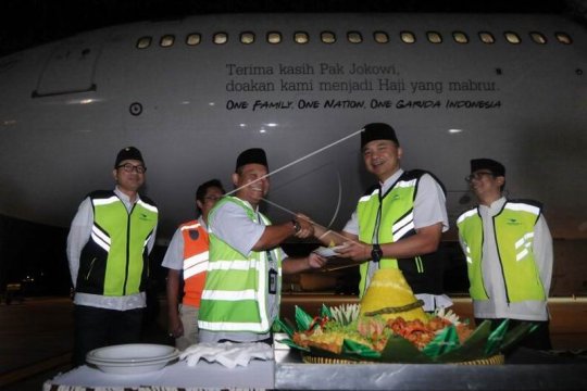 Pelayanan Garuda Indonesia untuk jamaah calon haji Page 1 Small