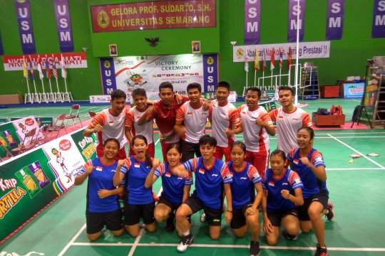 Bulutangkis beregu putra dan putri sandingkan gelar juara