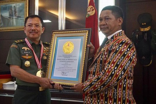 Penghargaan Leprid untuk Mayjen TNI Terawan Page 1 Small
