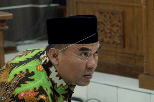 Sidang tuntutan kasus suap hakim Page 2 Small