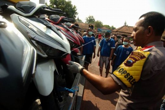 Kasus kejahatan rekondisi motor bekas Page 1 Small