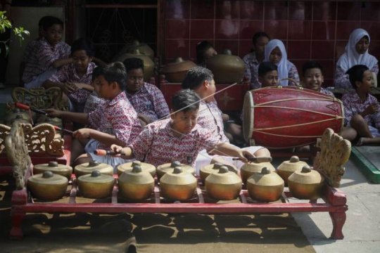 Belajar musik gamelan Page 1 Small