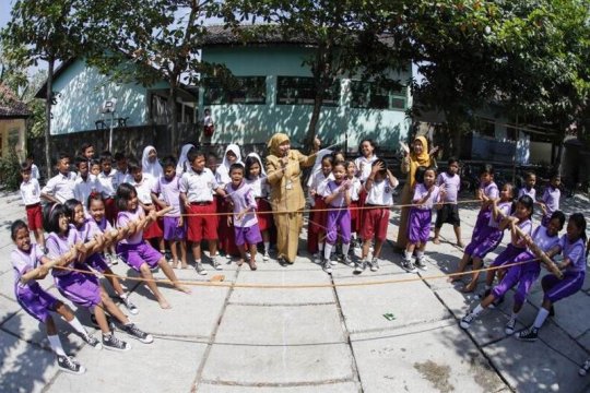 Lomba memperingati Hari Olahraga Nasional Page 2 Small