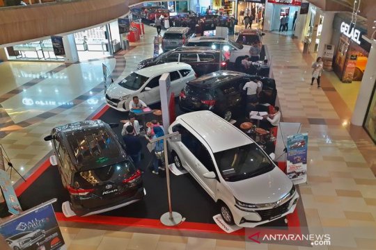 Pameran otomotif Page 1 Small