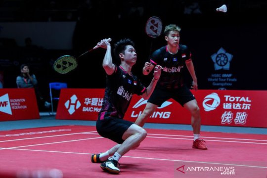 Kevin/Marcus  terhenti di semifinal BWF Finals