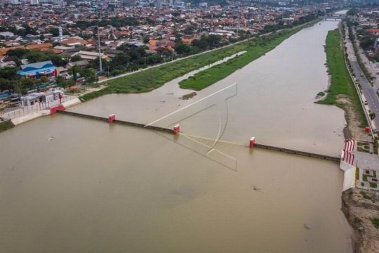 Bendung Gerak Kanal Banjir Barat Page 1 Small