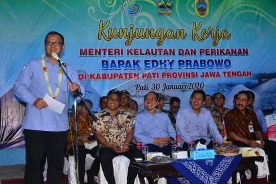 Kunjungan Menteri Kelautan dan Perikanan Page 1 Small