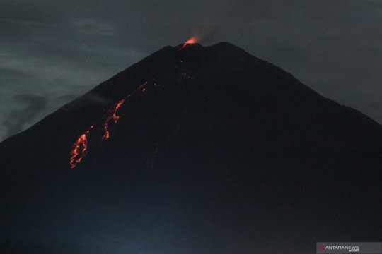 Guguran lava pijar Gunung Semeru Page 2 Small