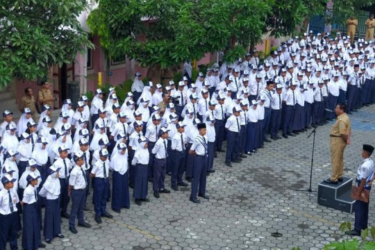 Pemerintah Kota Magelang perpanjang masa  siswa belajar di rumah