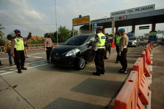 Penutupan dan penyekatan di jalan tol Pejagan-Pemalang Page 2 Small