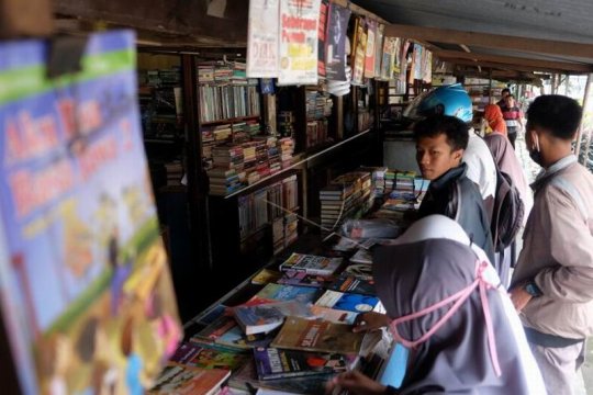 Penjualan buku pelajaran sekolah Page 2 Small