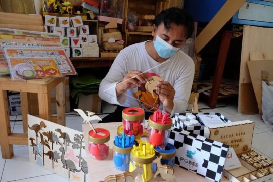 Produksi mainan edukasi anak Page 2 Small