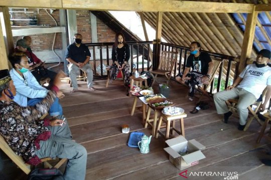 Komunitas Lima Gunung bersiasat festival di tengah pandemi