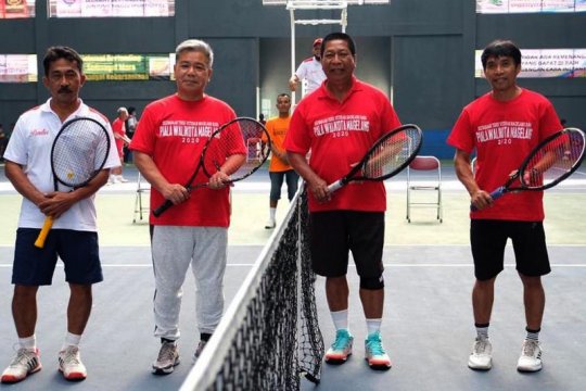 "Wali Kota Magelang Cup" ajang sinergi antarpetenis veteran