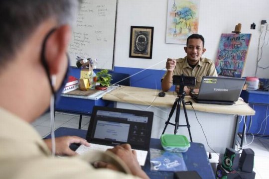 Masa pengenalan lingkungan sekolah secara daring Page 2 Small