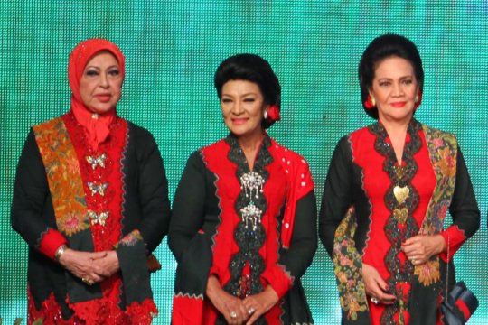 Aktris senior Farida Pasha pemeran Mak Lampir meninggal dunia