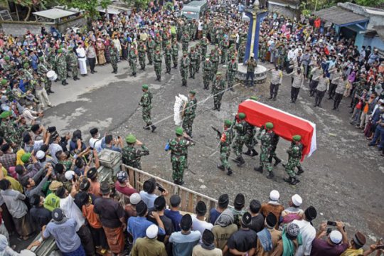 Pemakaman anggota TNI yang gugur di Papua