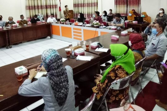 Pemkot Magelang menjaring saran ekonomi kerakyatan dari pelaku UMKM
