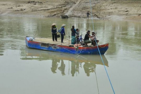 Jasa perahu penyeberangan Page 2 Small