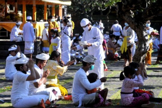 Suasana Galungan di Denpasar