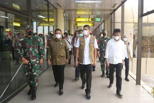 Pertemuan antara Gubernur H Ansar Ahmad dan Kepala BNPB Page 4 Small