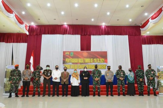 Wagub Kepri tutup TMMD di Kabupaten Natuna Page 3 Small