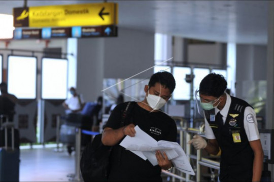Jumlah penumpang di Bandara Ngurah Rai turun