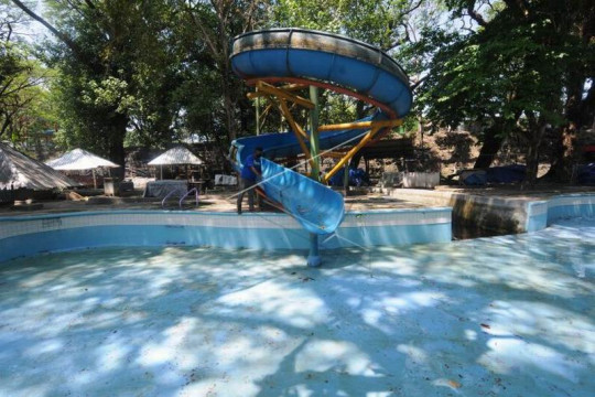 Lokasi wisata air masih ditutup Page 2 Small