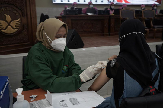 Vaksinasi massal di Untidar bantu pemerintah atasi pandemi