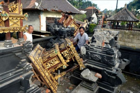 Kerusakan akibat gempa