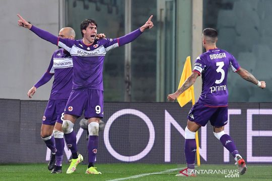 Juventus resmi gaet Dusan Vlahovic dari Fiorentina
