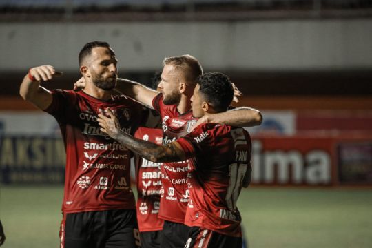 Bali United kalahkan Persiraja 5-0