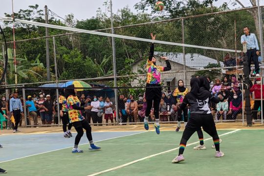 PT Timah Tbk dukung PBVSI Belitung Timur dalam Turnamen Kades Cup 2 Simpang Tiga