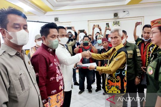 DPRD dan AMNBB Bartim sepakat Edy Mulyadi harus diproses hukum