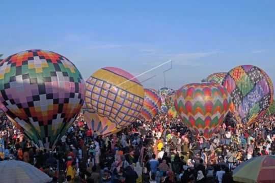 Festival Balon Tradisional Page 1 Small